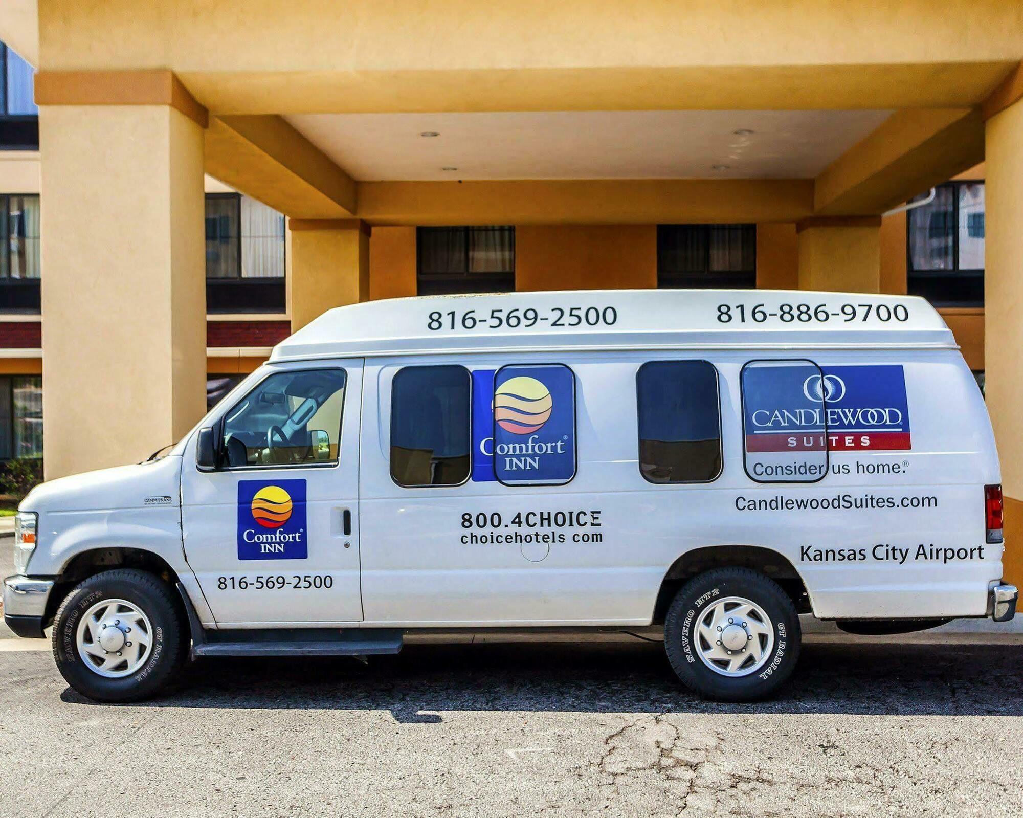 Comfort Inn Kansas City / Airport Екстериор снимка